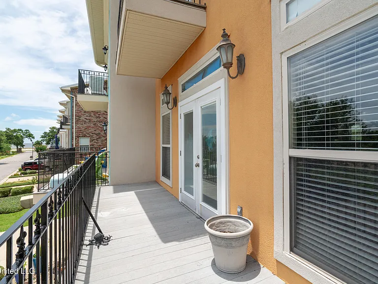 8 Oak Alley Ln — Photo 11