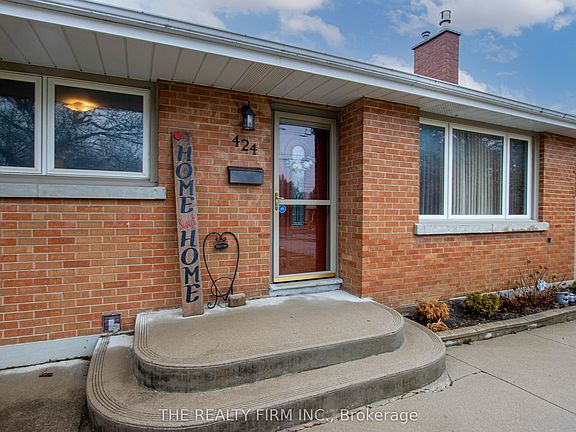 4th image of 424 Base Line Rd E