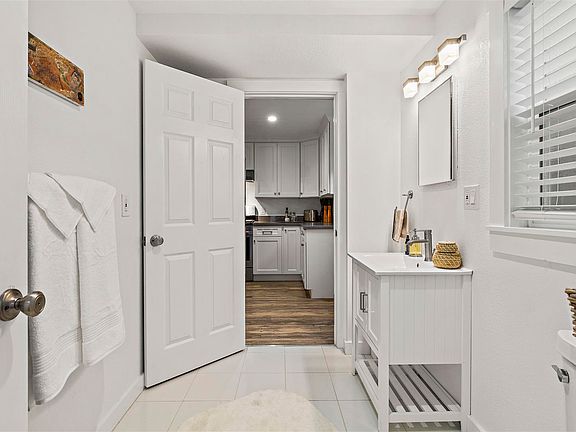 2nd image of 1205 Peralta Ave #3