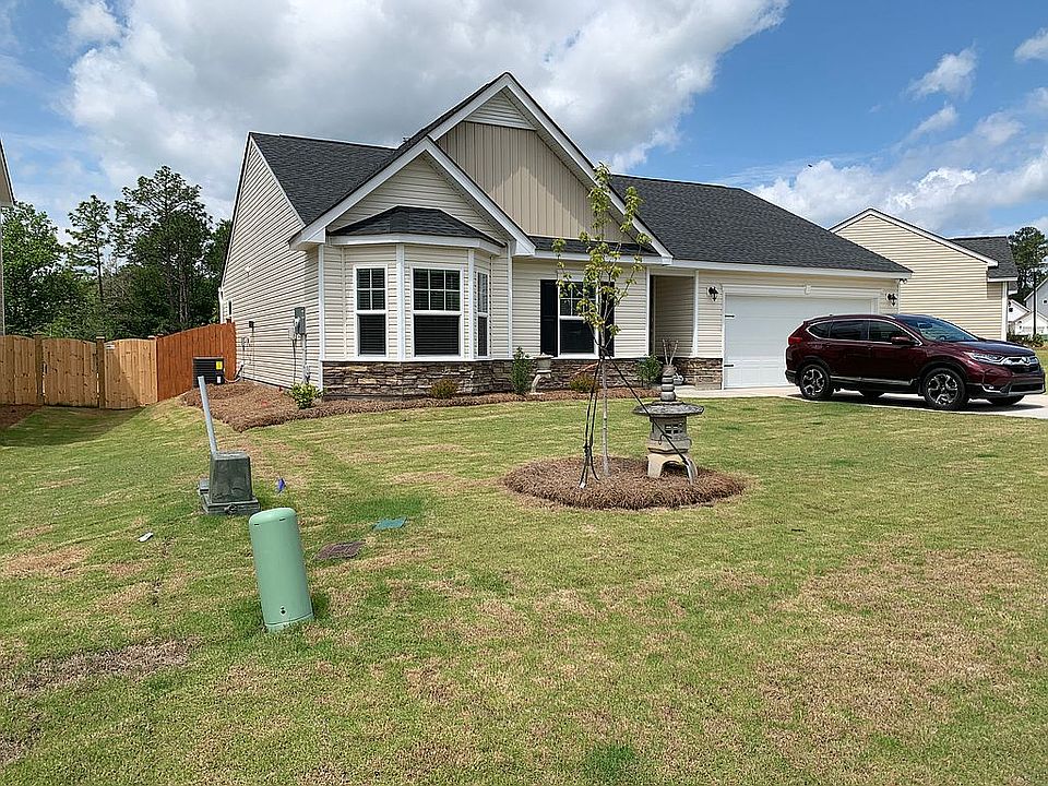 1st image of 745 Cheehaw Ave