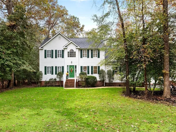 806 Greyledge Blvd, Chester, VA 23836