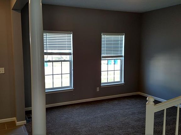2nd image of 131 S Settlers Ln