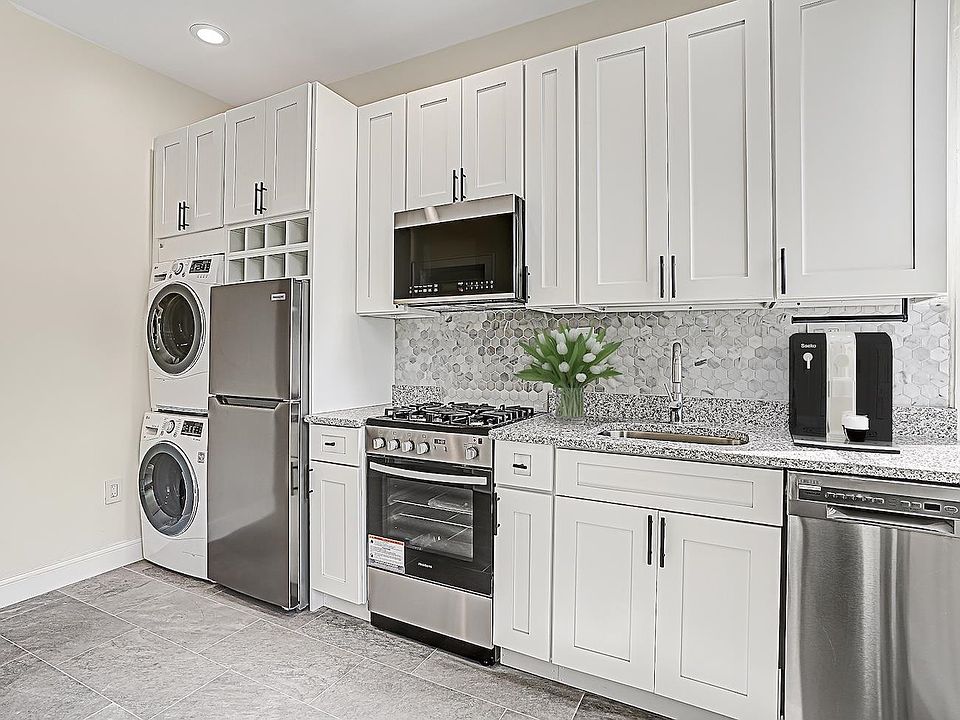 1st image of 645 Jersey Ave APT 1