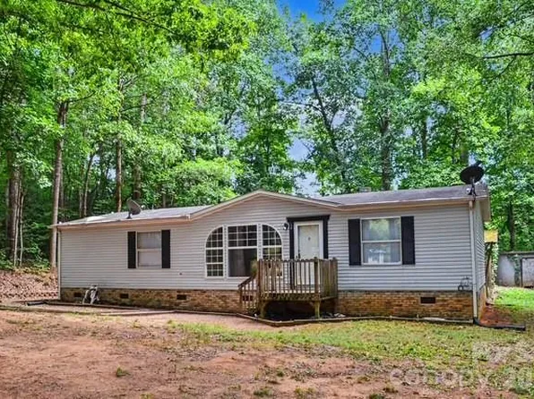 176 Sharon Ridge Ln, Statesville, NC 28677