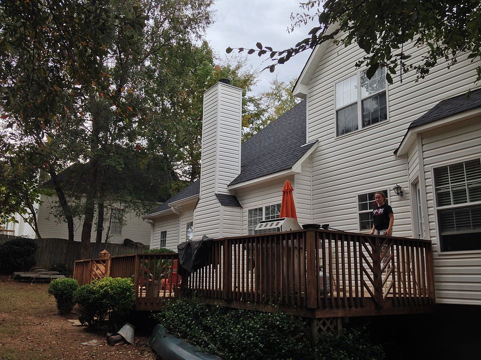 2nd image of 615 Millrun Ct