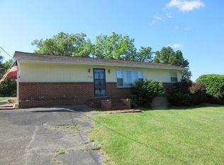 1906 Southside Rd, Elizabethton, TN 37643