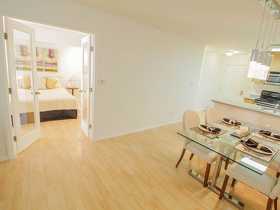 5th image of 1435 India St Unit 201