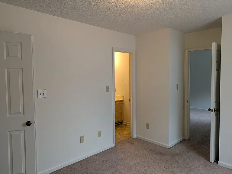 113 Birdie Ct — Photo 6