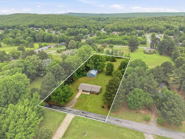4 Huckleberry Rd, Conway, AR 72032