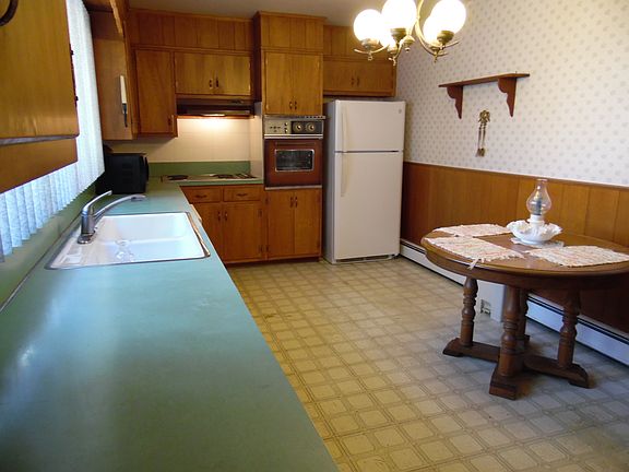 3rd image of 5003 Canby Dr