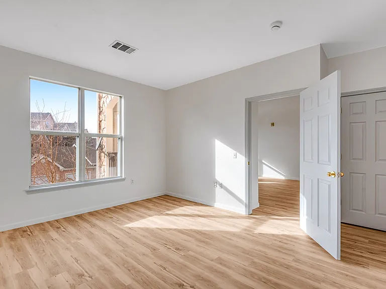 18959 E Warren Dr #207 — Photo 20