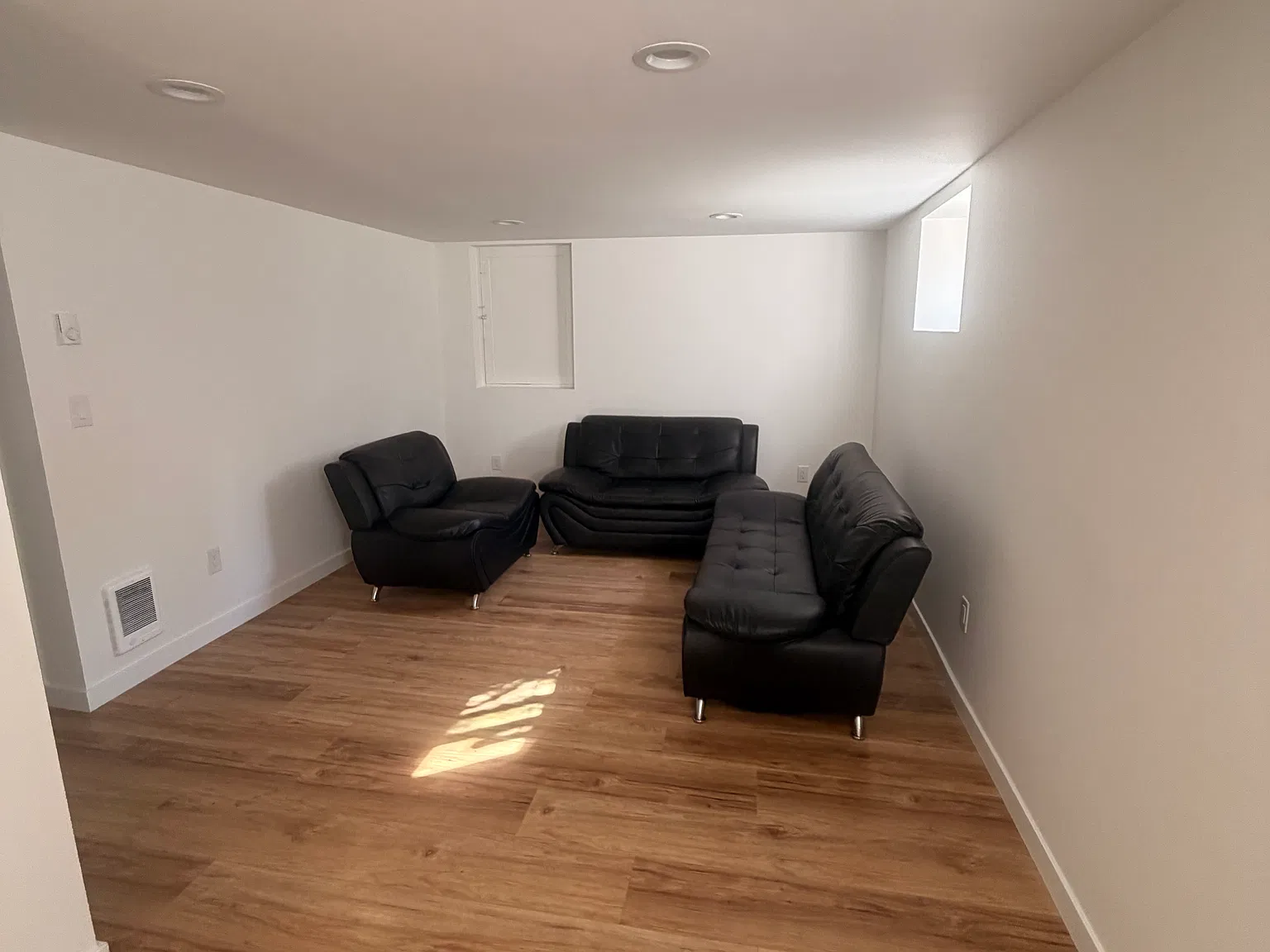 2 bed, 1193 sqft, $2,500 — Photo 4