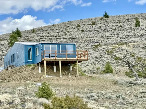 20590 Pole Gulch Rd, Three Forks, MT 59752