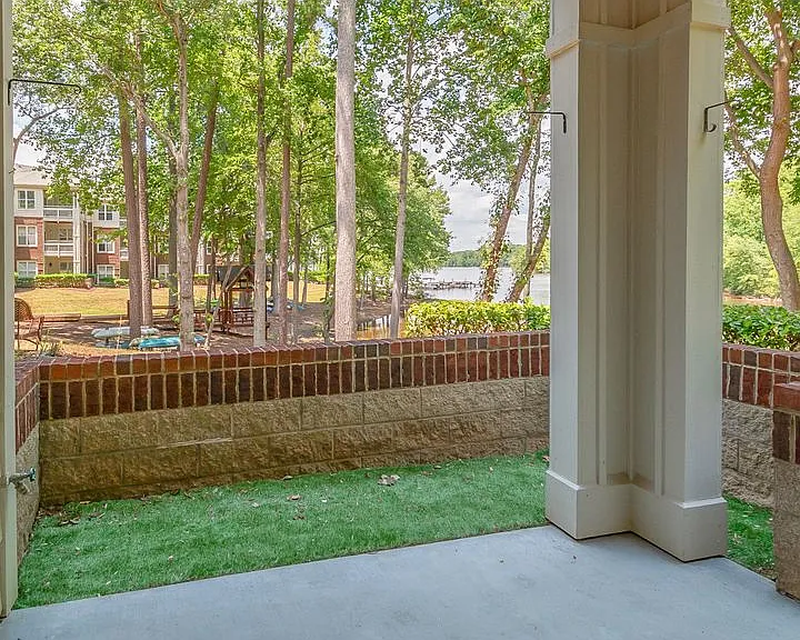 714 Northeast Dr #52 — Photo 37