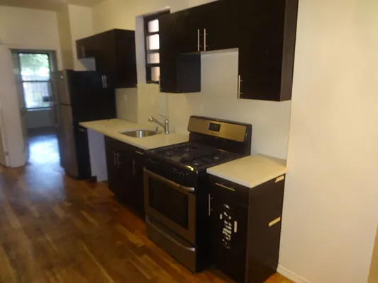 Rented by Blue Egg Realty Corp | media 28