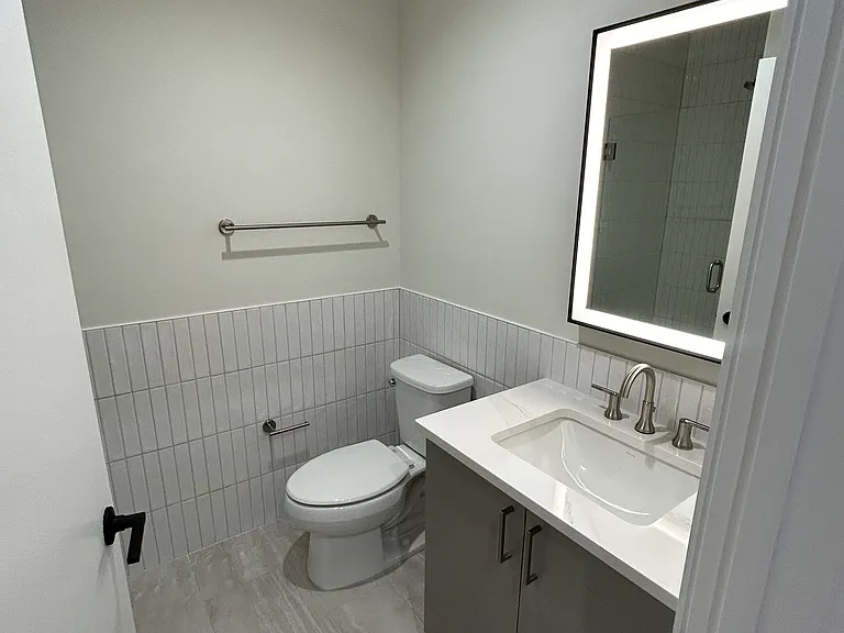 47 Winter St #802 — Photo 8