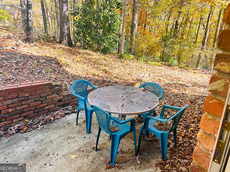 345 Caldwell Cir — Photo 8