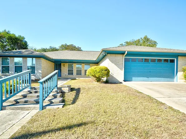 202 Erin Dr, Kerrville, TX 78028