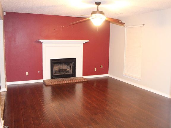 2nd image of 31 Deerfield Dr