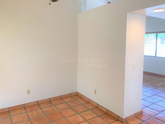 5th image of 4667 W Harrison St