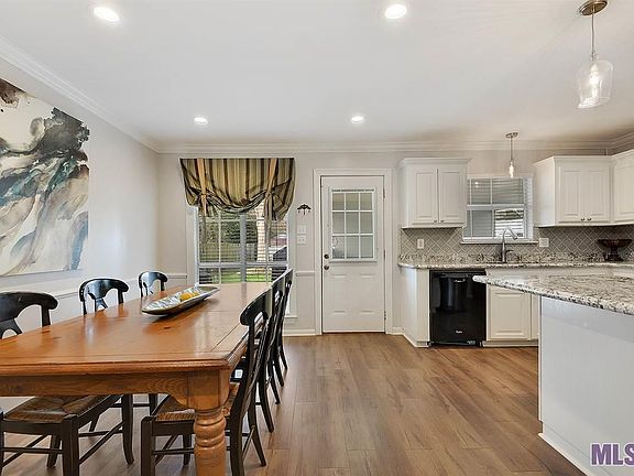 4th image of 10753 Sugar Pine Dr