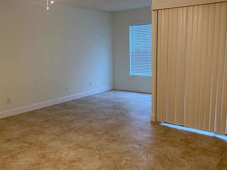 2118 Arbour Walk Cir #2811 — Photo 5