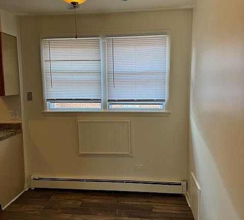 5th image of 2118 135th Pl APT 3