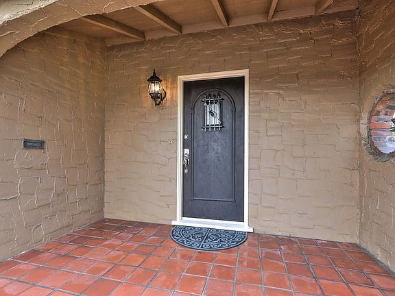 5th image of 1574 McDaniel Ave