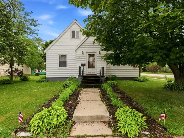 415 N Main St, Oconto Falls, WI 54154