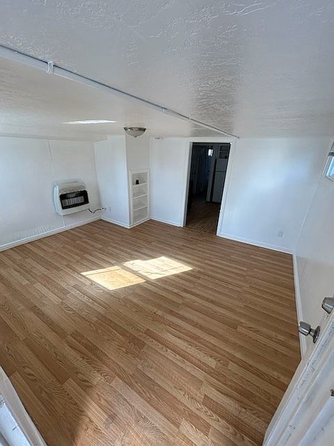 361 E 900 S_LivingRm_03082024