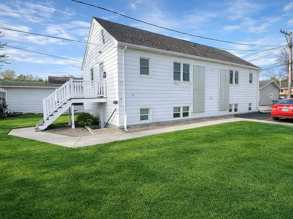 506 2nd St NW, Mandan, ND 58554