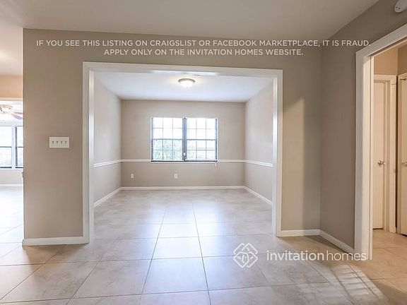 3rd image of 506 E Hilda Dr