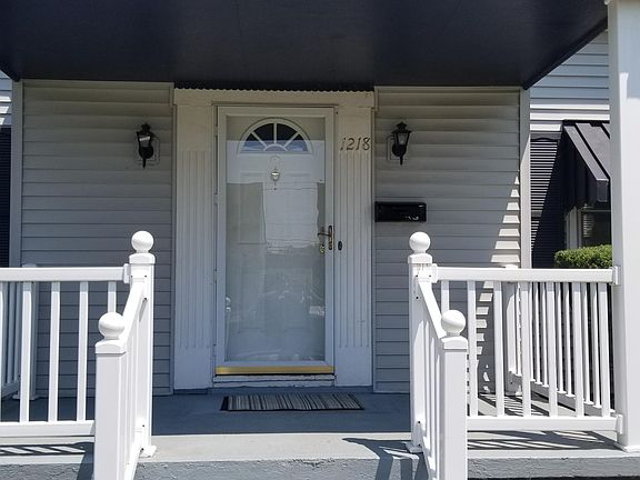 2nd image of 1218 Loretta Ave