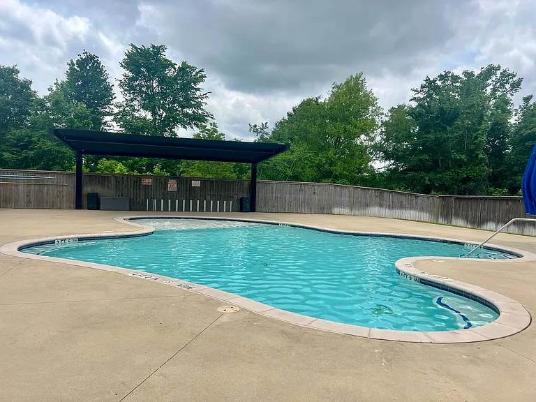 7315 Rolling Acres Pl — Photo 37