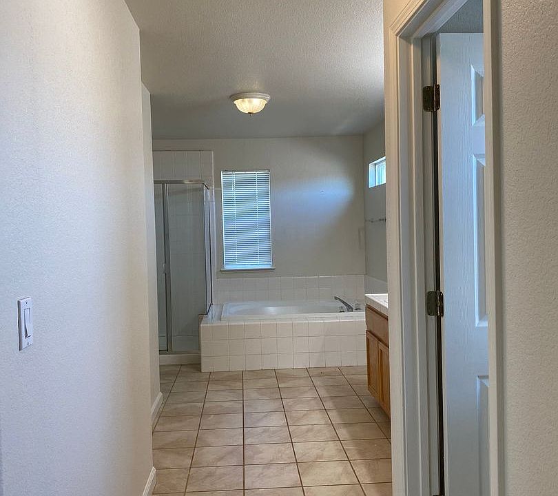 1st image of 1430 Donati Cir
