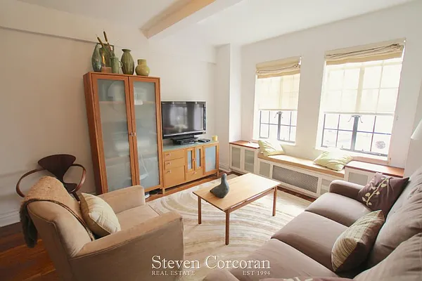 Sold by Steven Corcoran Real Estate | media 11