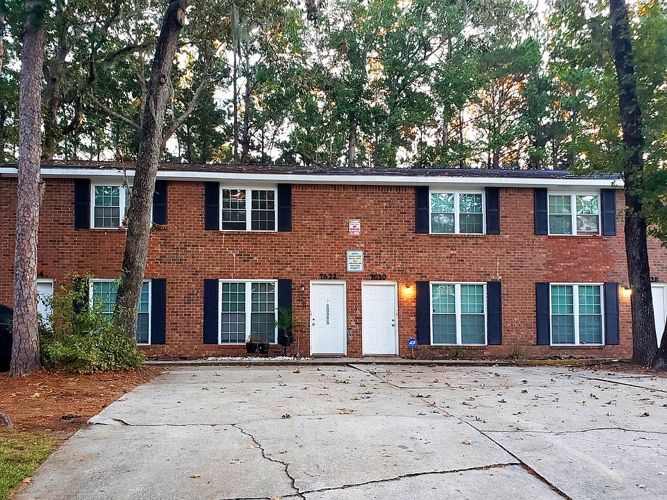 2nd image of 72 Hunters Ridge Ln
