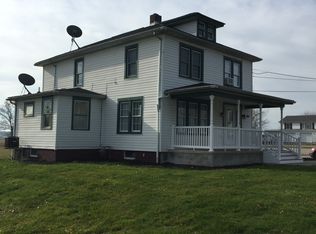 4493 York Rd, New oxford, PA 17350