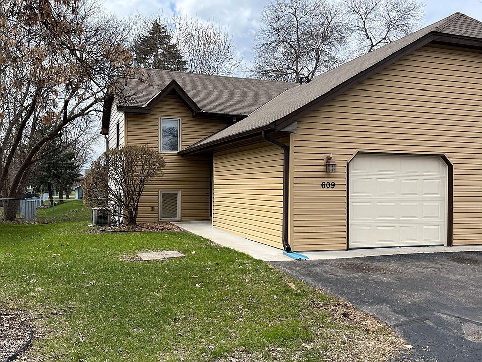 609 Belland Ave, Vadnais Heights, MN 55127 Zillow