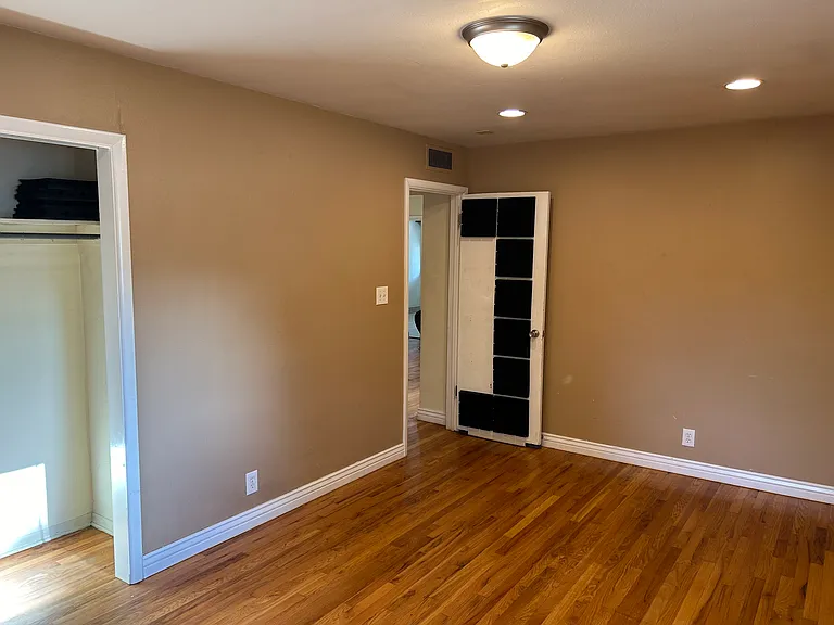 952 Pioneer Ave — Photo 11