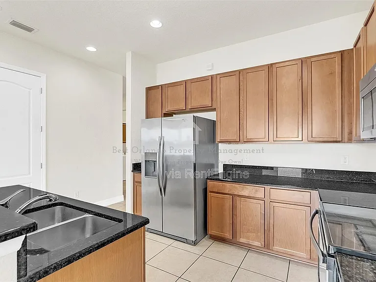 10466 Stapeley Dr — Photo 11