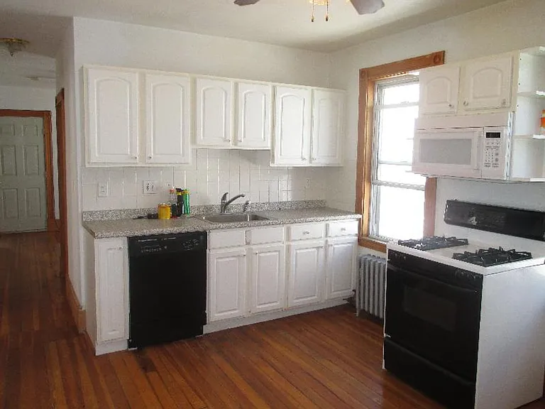 47 Litchfield St #2 — Photo 21