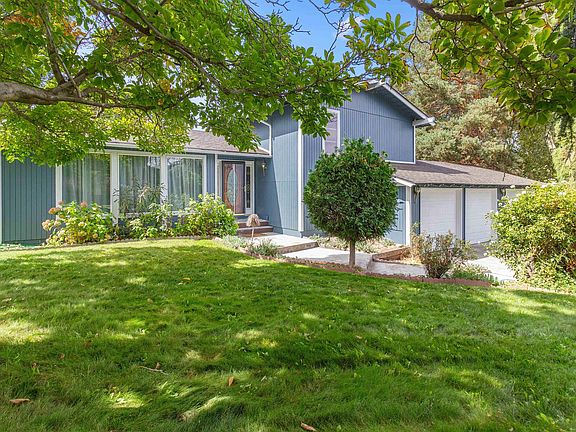 2nd image of 2017 Sheridan Pl