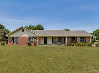 12204 Lakeview Manor Dr, Northport, AL 35475