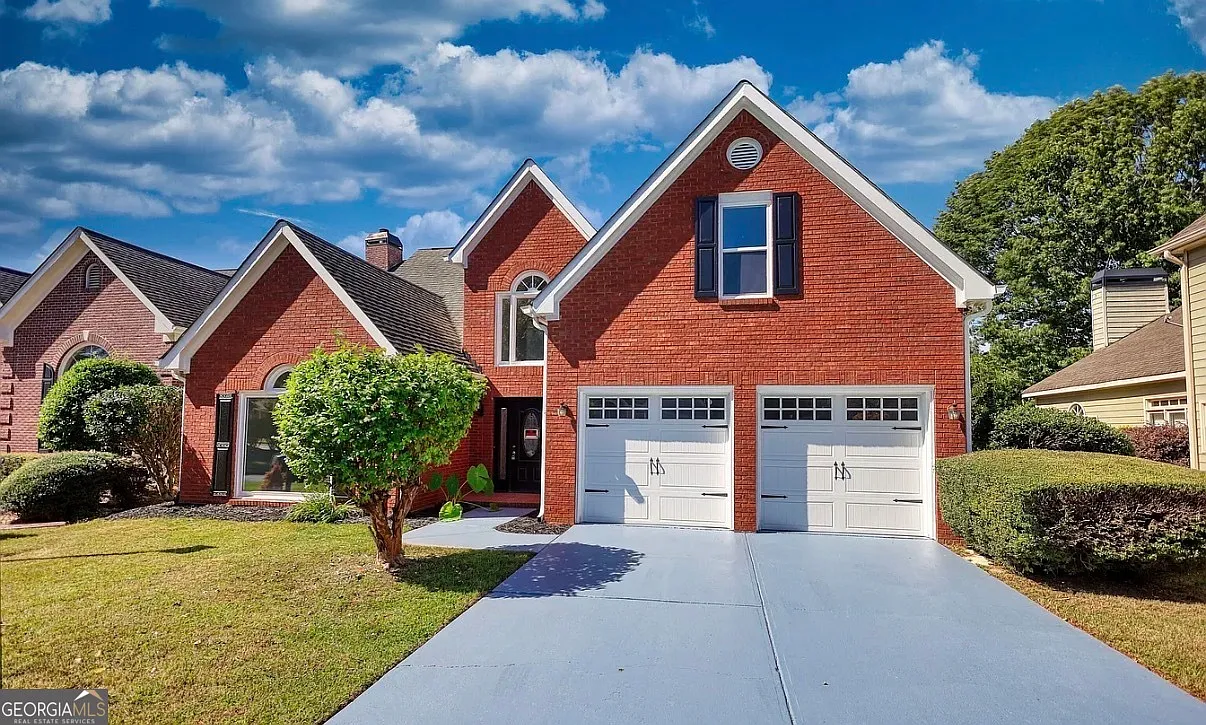 4 bed, 2.5 bath, $2,750 — Photo 1