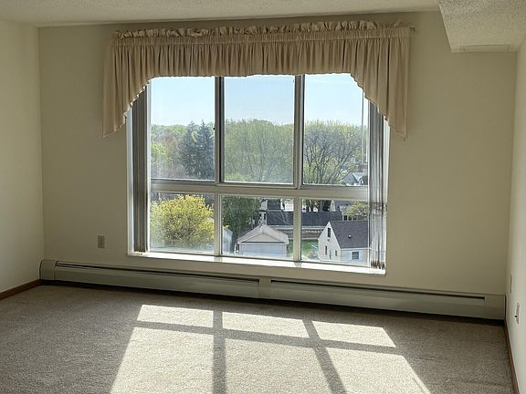 4th image of 6711 Lake Shore Dr S APT 813