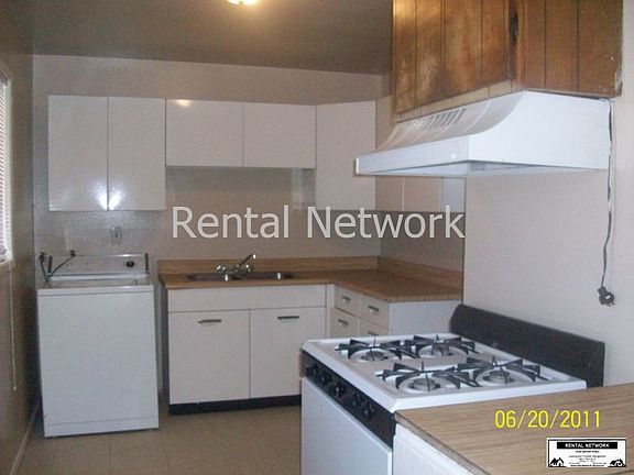 4th image of 4914 Maxwell Ave