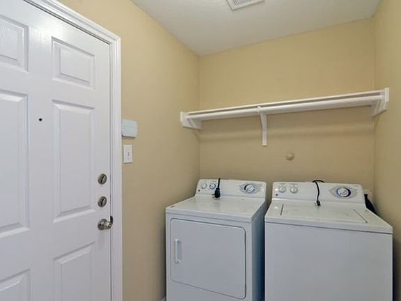 3rd image of 19626 Summerlin Dr