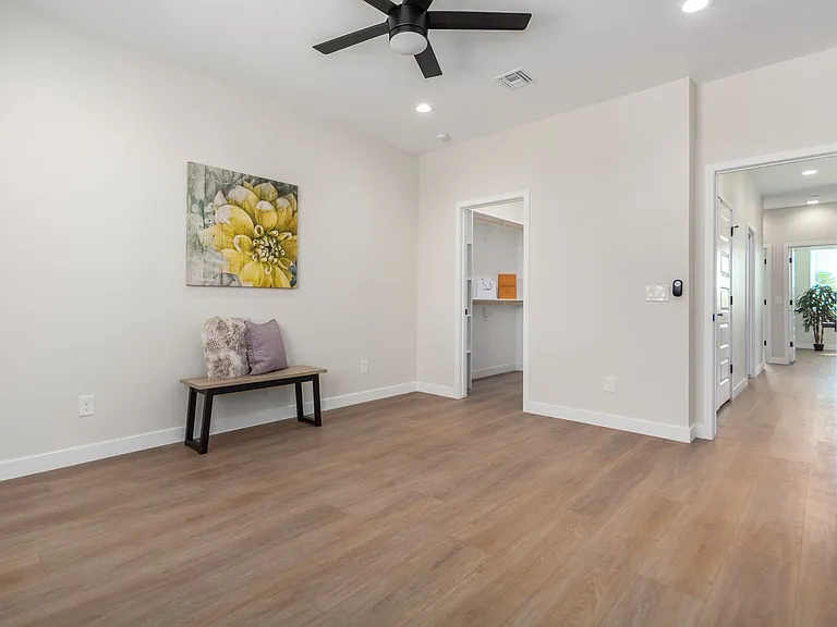 1642 E Monte Vista Rd — Photo 13