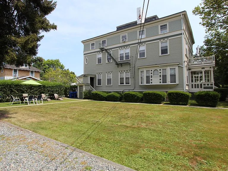 20 Berkeley Ave #7 — Photo 11